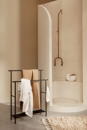 Dora käsipyyheripustin - Black - Ferm Living