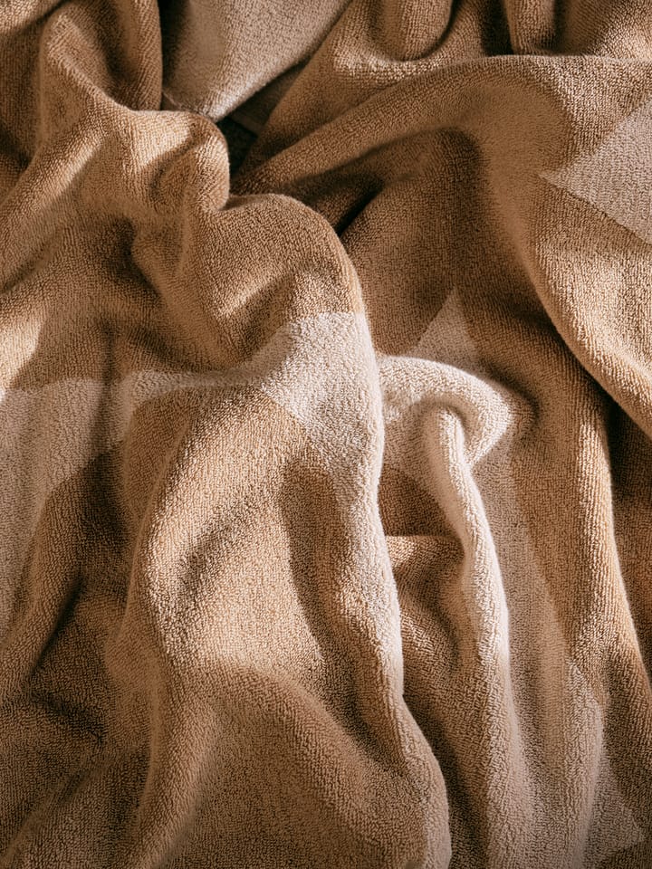 Ebb kylpypyyhe 100x150 cm, Sand, off-white Ferm Living