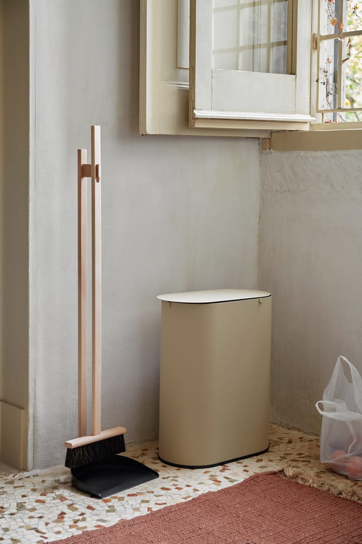 Enkel roskasäiliö medium, Cashmere Ferm Living