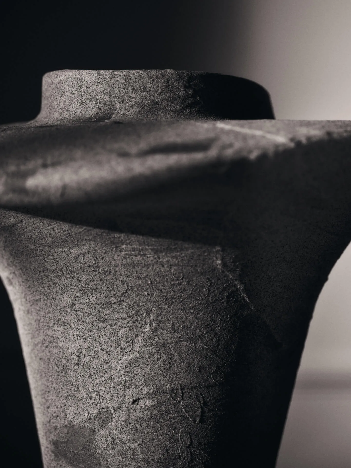 Evio maljakko, Burnt umber, Ø35×53 cm Ferm Living