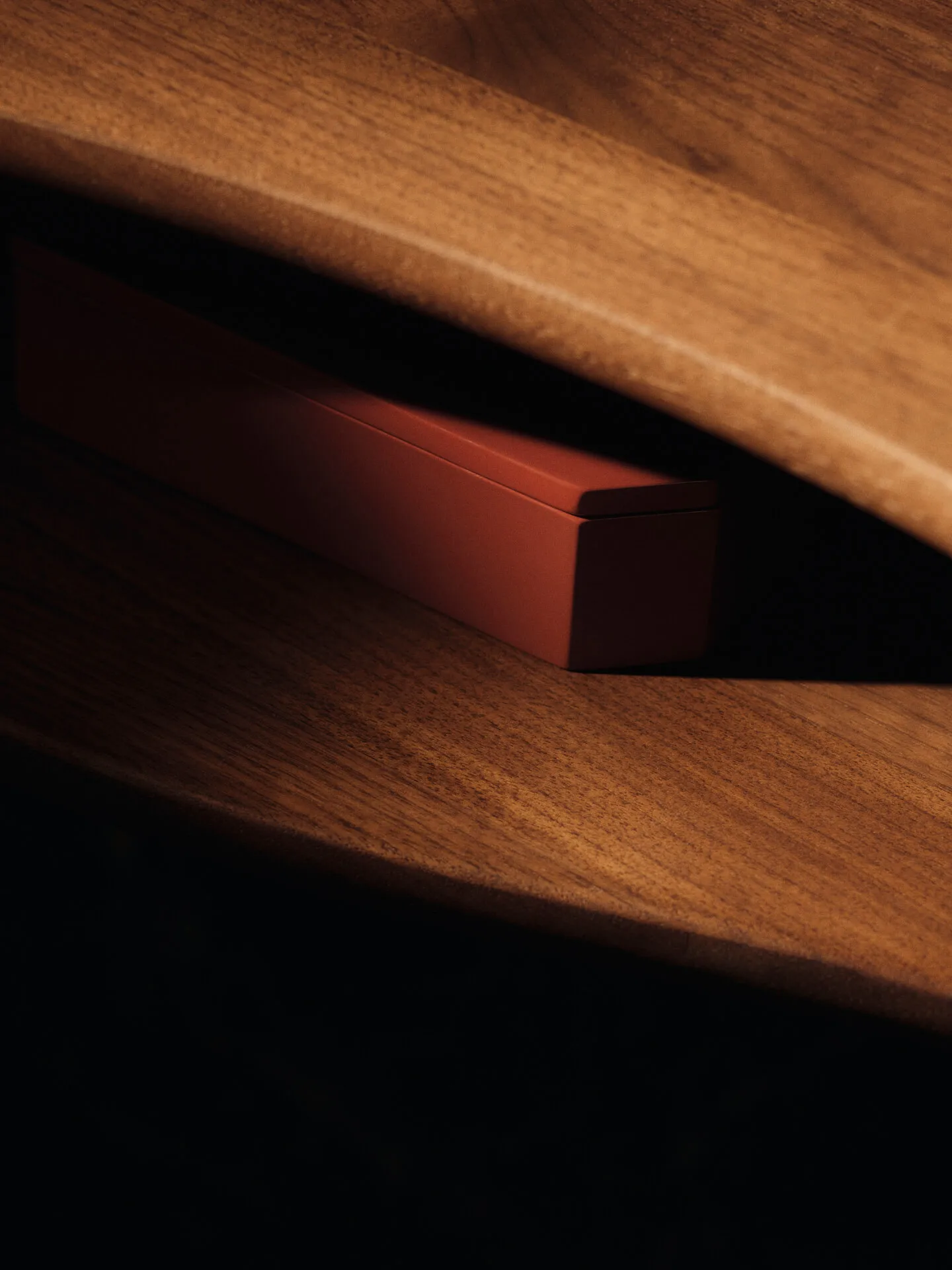 Feve konsolipöytä 100x36x85 cm, Walnut Ferm Living