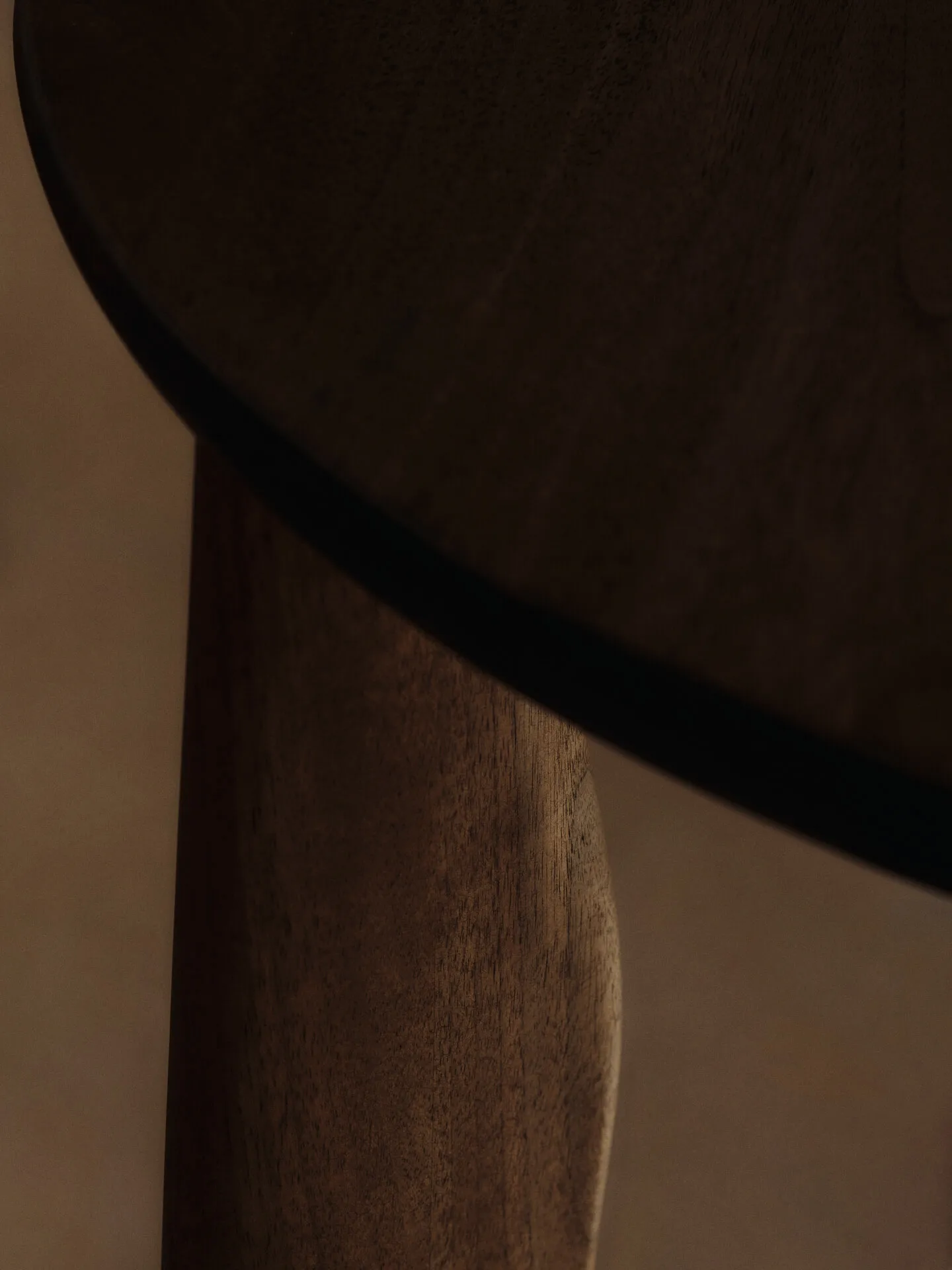 Feve-pöytä 160x86x73 cm, Walnut Ferm Living