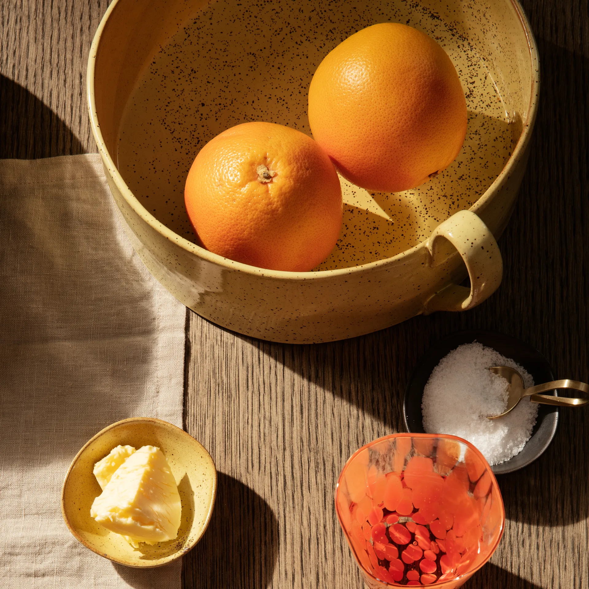 Flow Centrepiece -kulho, Yellow speckle Ferm Living