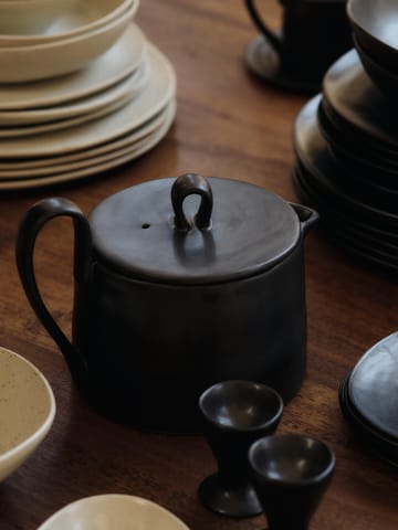 Flow teekannu 1,5 l - Black - Ferm Living