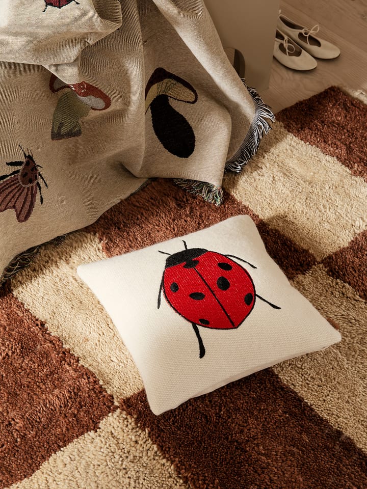 Forest kirjailtu tyyny 40x40 cm - Ladybird - ferm LIVING