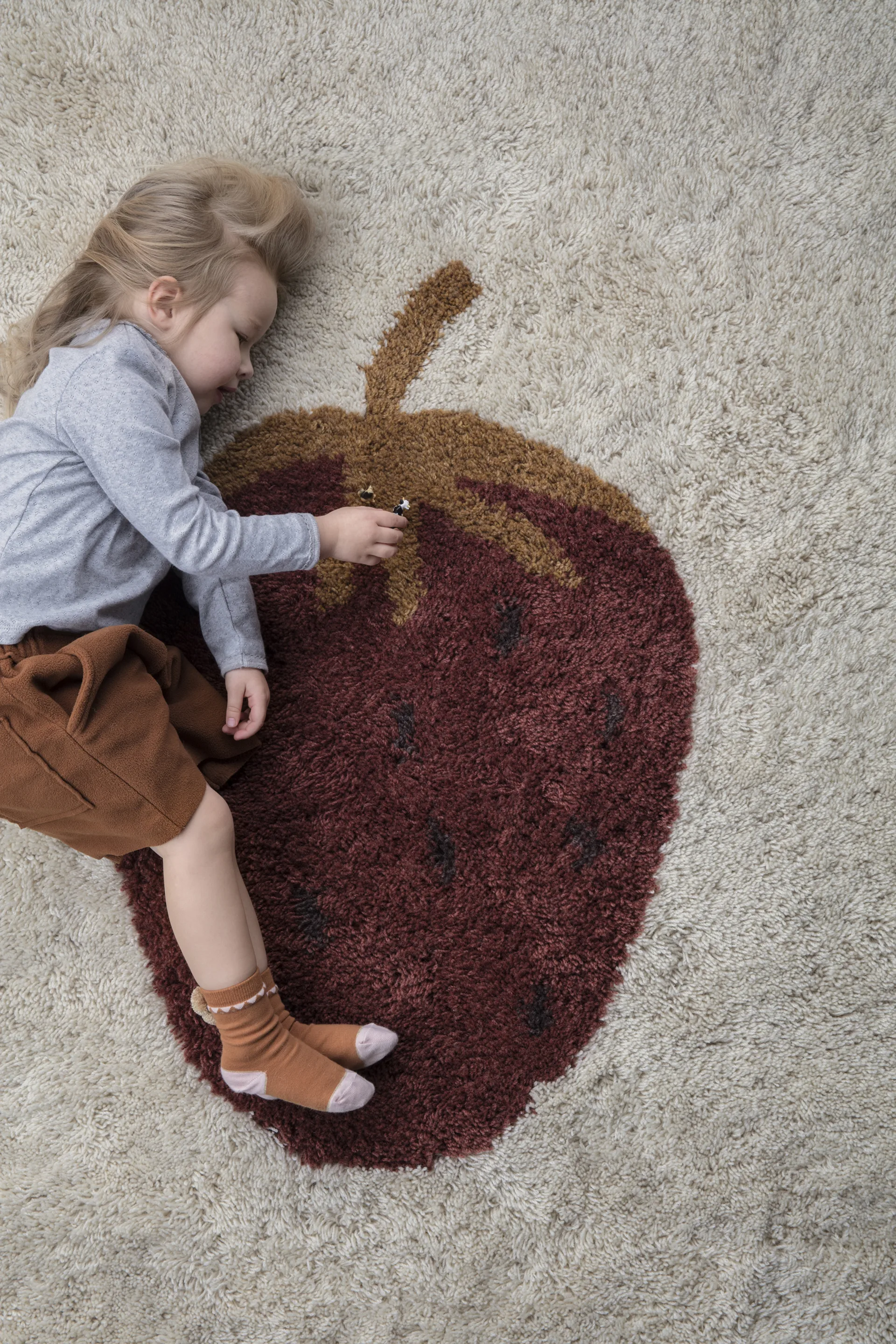 Fruiticana matto L 120 x 180 cm, Strawberry Ferm Living