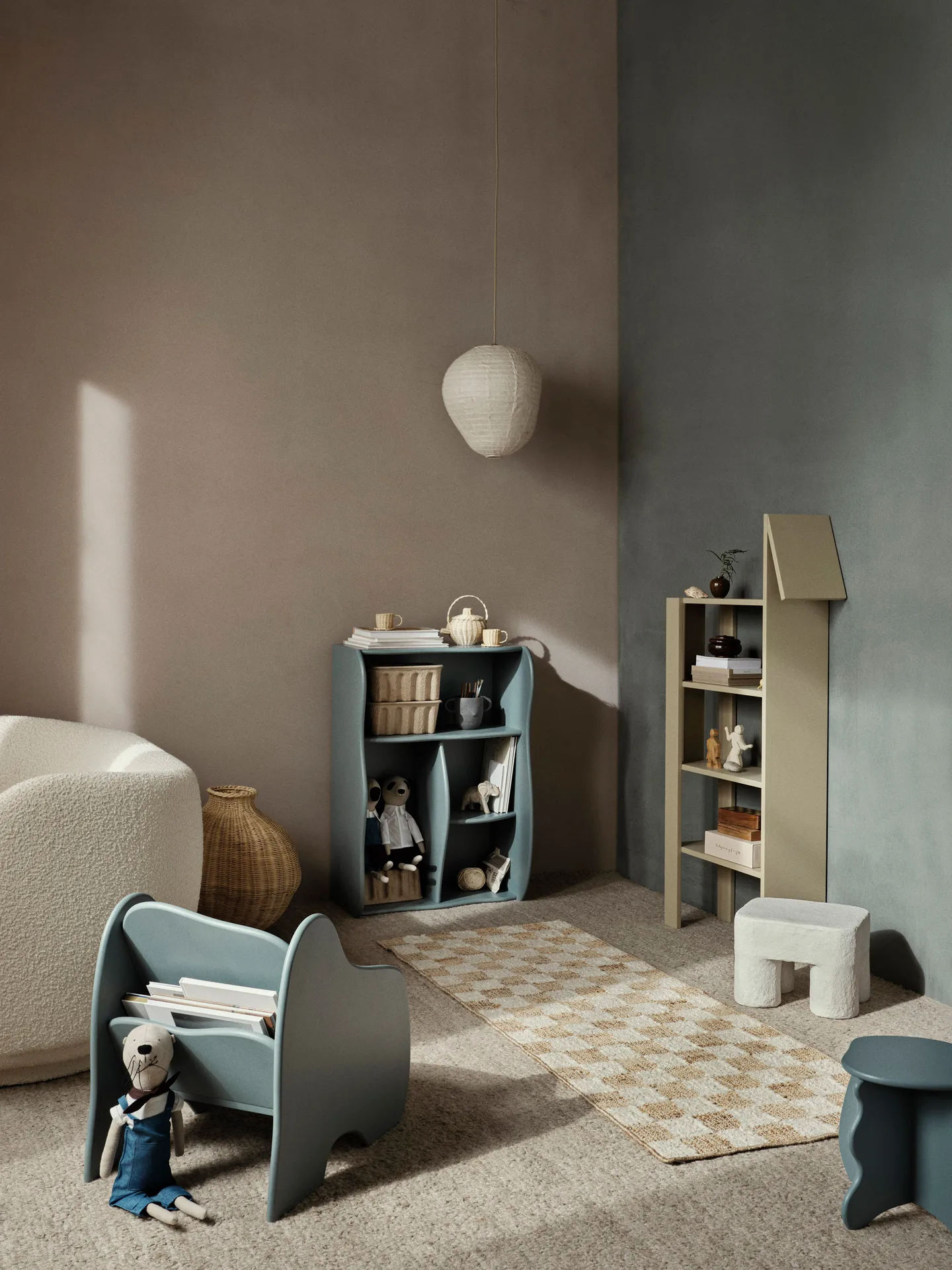 Giraffe kirjahylly 69x140 cm, Cashmere Ferm Living