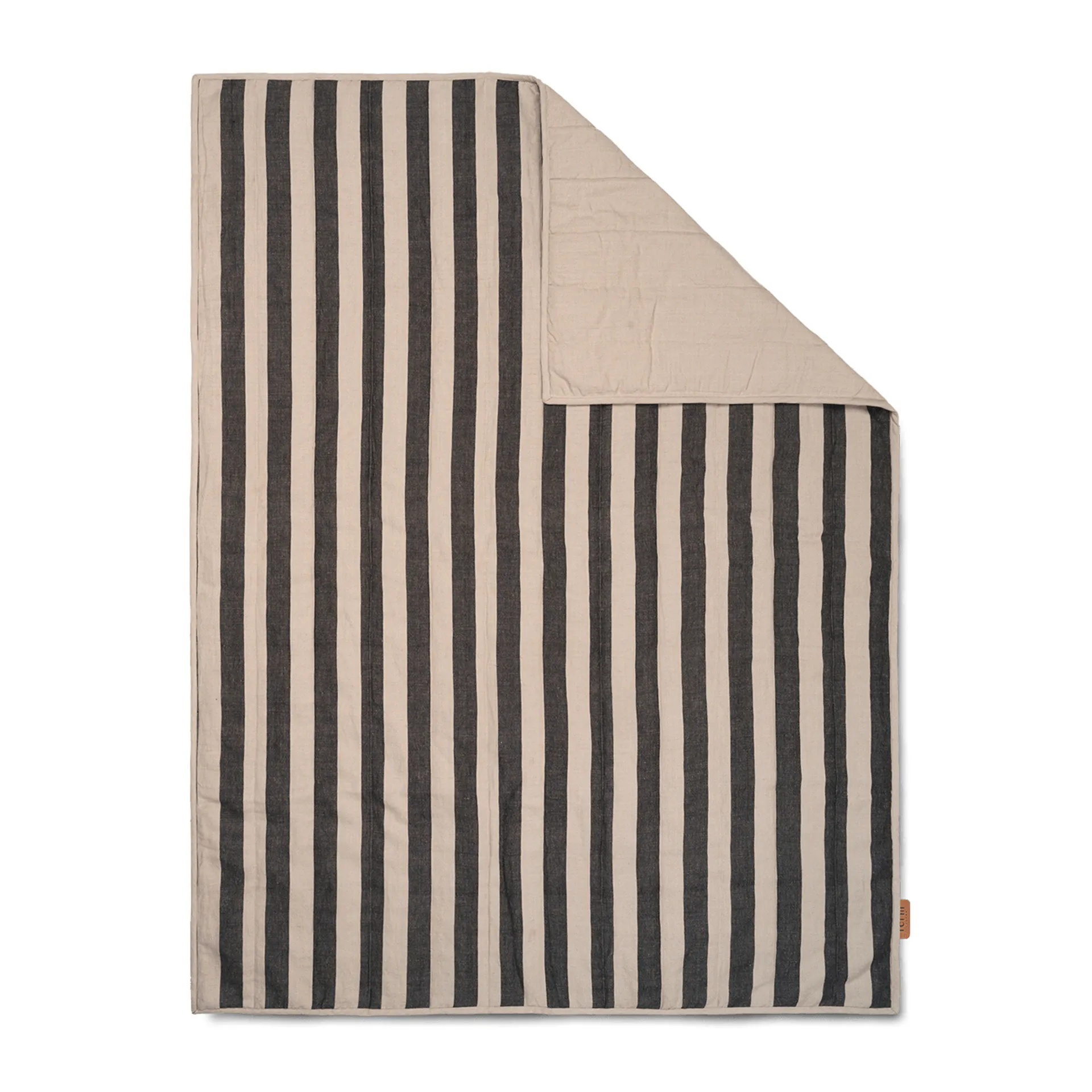 Grand huopa 120x170 cm, Sand-black Ferm Living