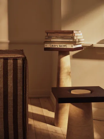 Grova sivupöydät - Travertiini, 40×40×50 cm - Ferm Living