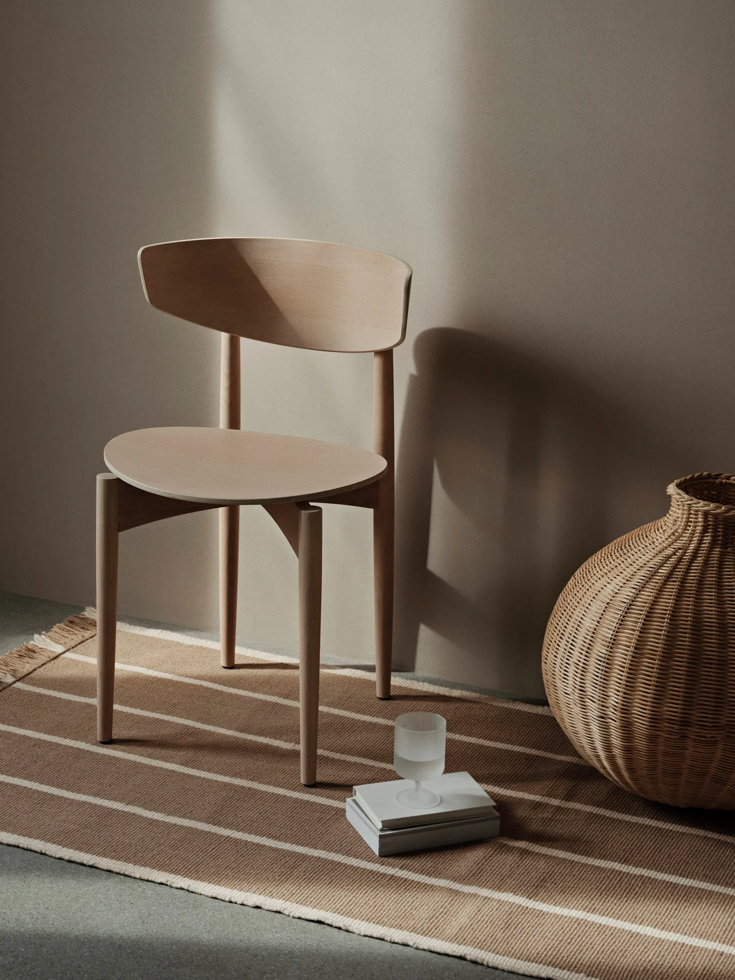 Herman tuoli, White Oiled Beech Ferm Living