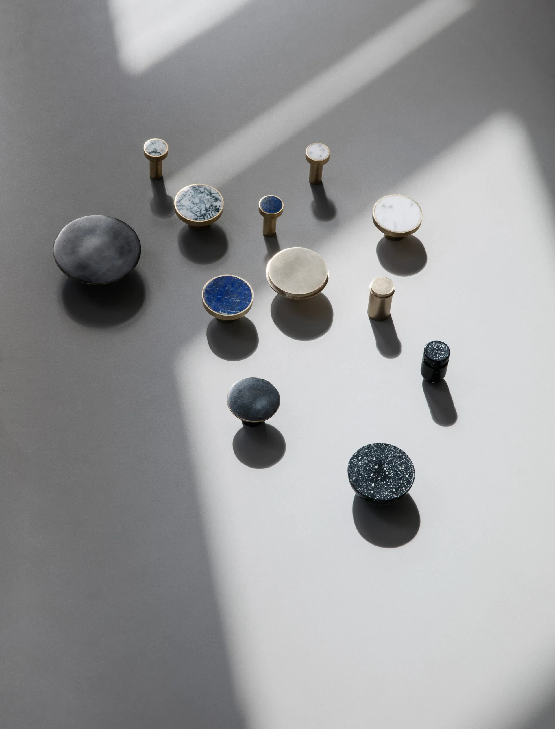 Hook koukku messinki, Small Ø2 cm Ferm Living