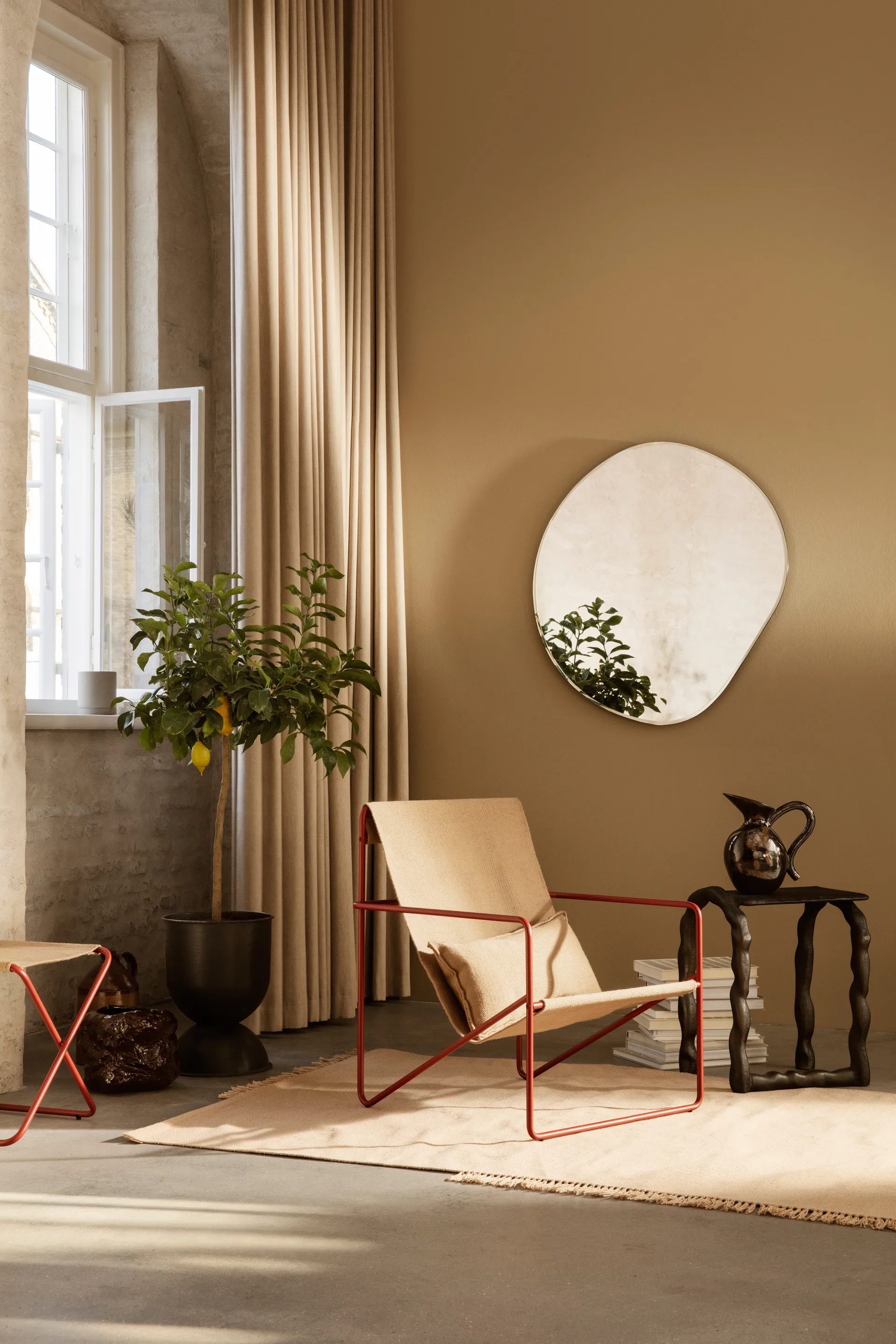 Hourglass ruukku, pieni Ø31 cm, Musta-tummanharmaa Ferm Living