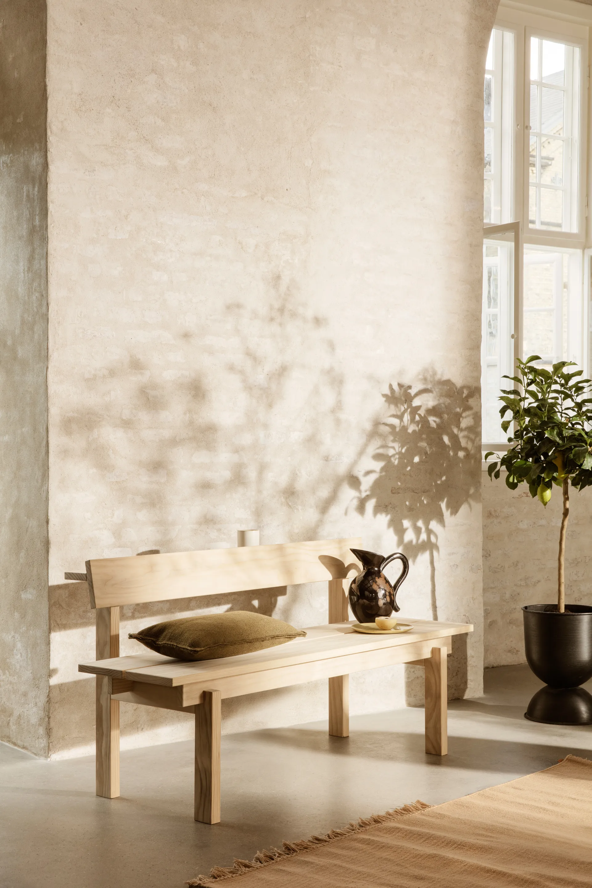 Hourglass ruukku, pieni Ø31 cm, Musta-tummanharmaa Ferm Living