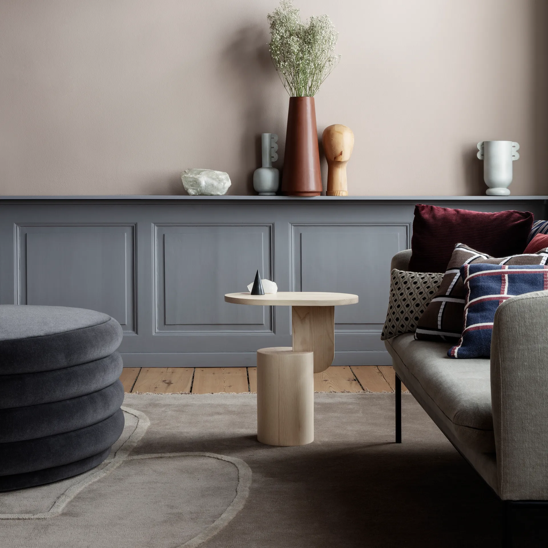 Insert sivupöytä, vaalea Ferm Living