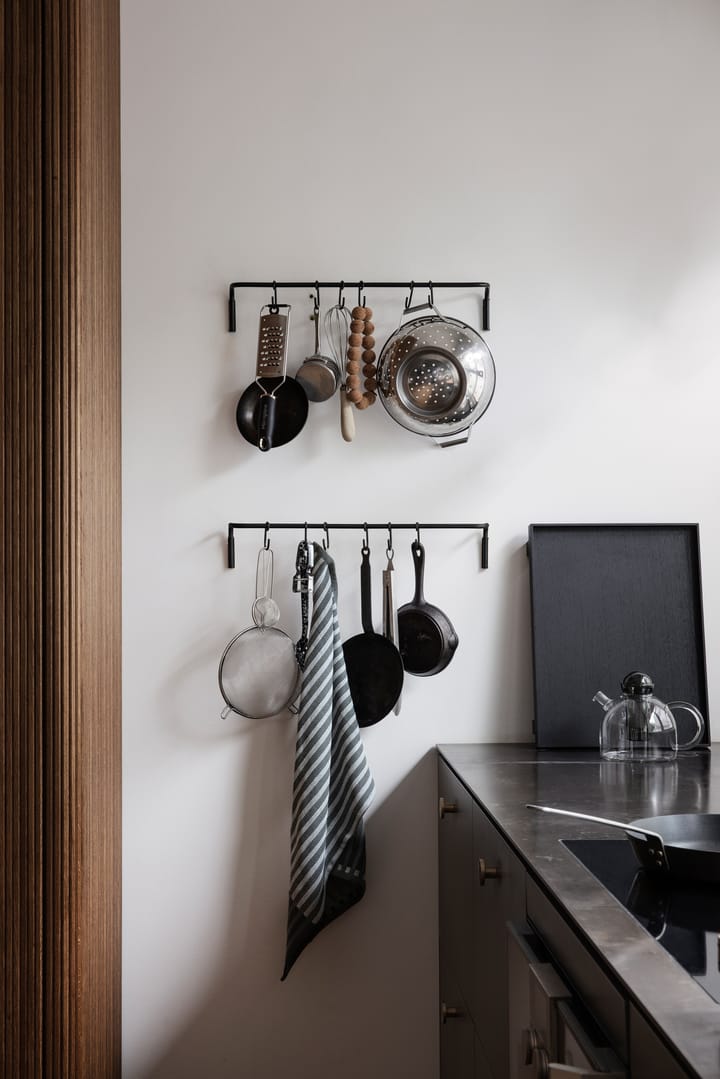 Kitchen keittiönaulakko 6 kpl koukulla, Musta messinki Ferm Living