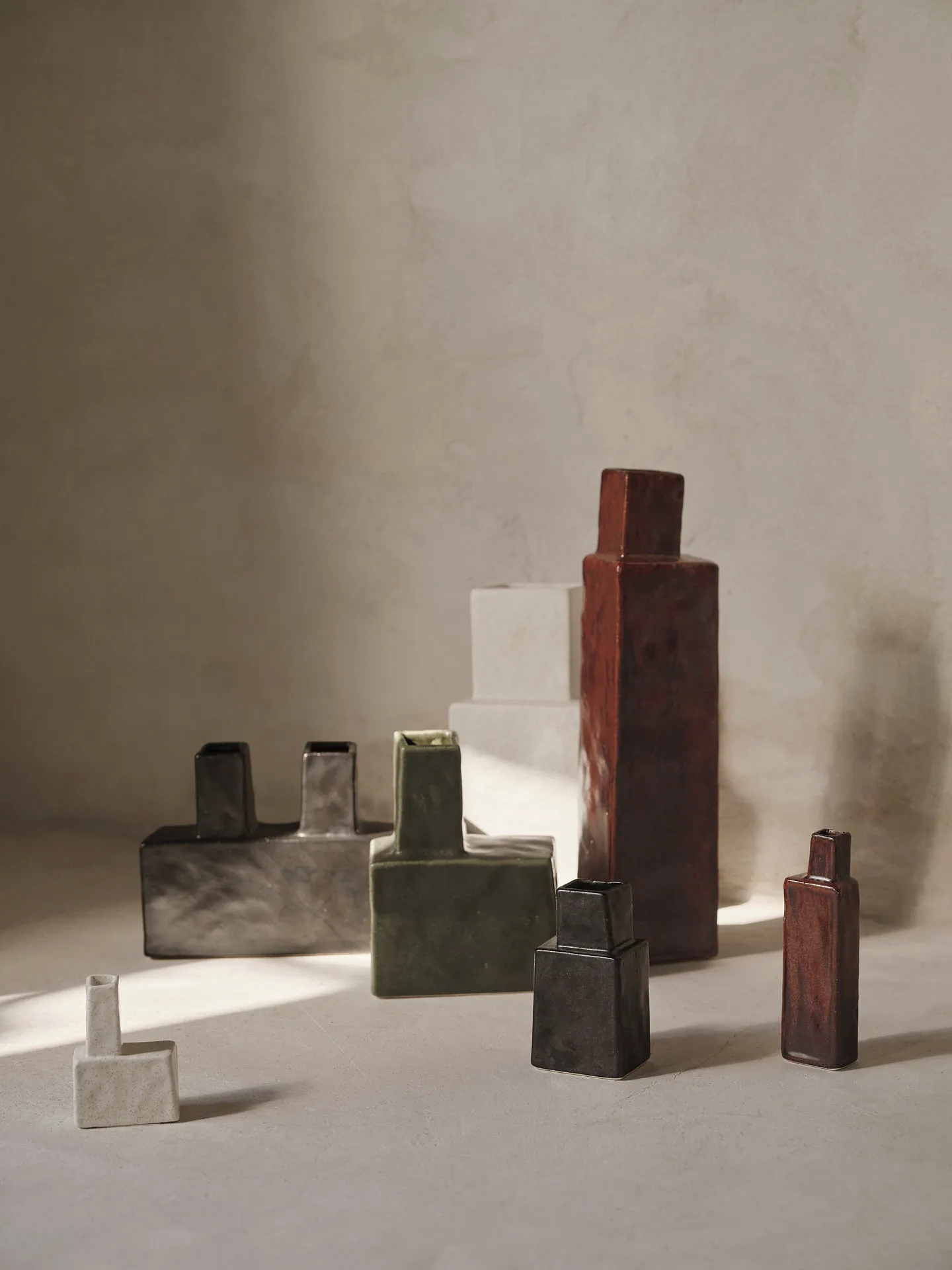 Koa maljakko H20, Dark sage Ferm Living