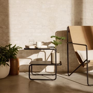 Level sivupöytä - Black - Ferm Living