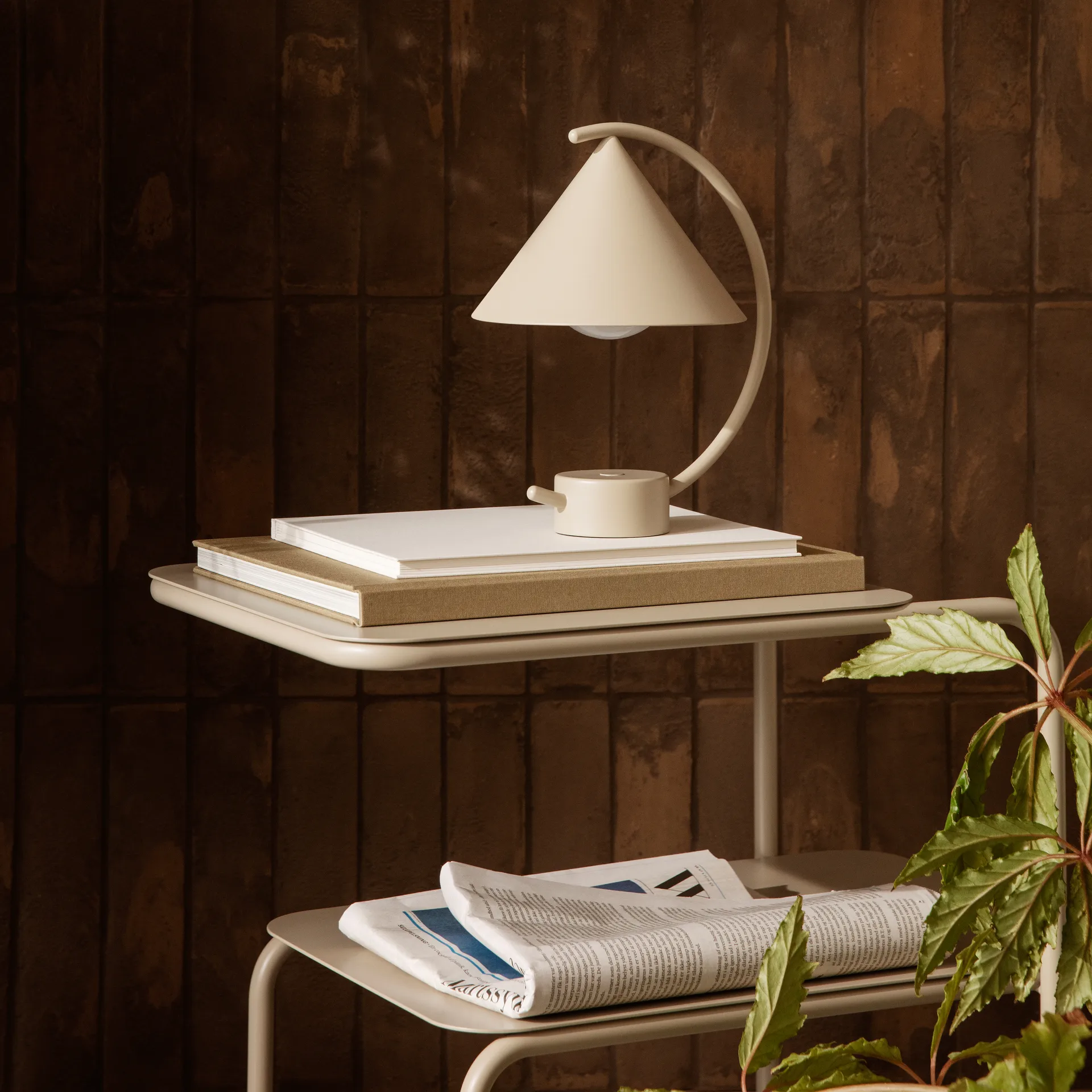 Level sivupöytä, Cashmere Ferm Living