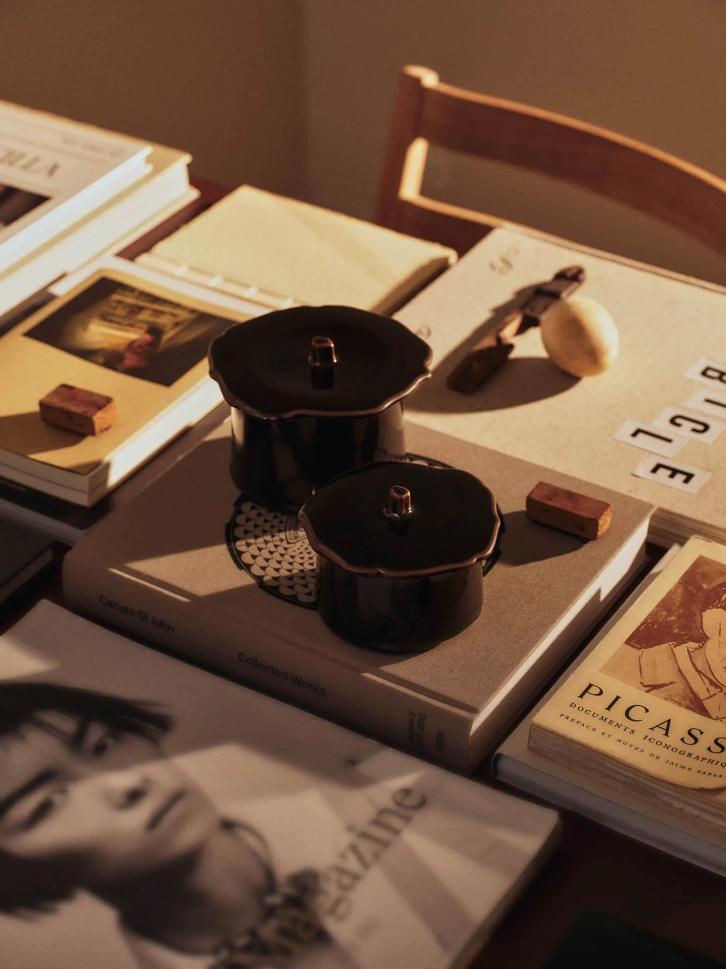 Marnen purkki kannella, Carob brown, Ø13x7 cm Ferm Living