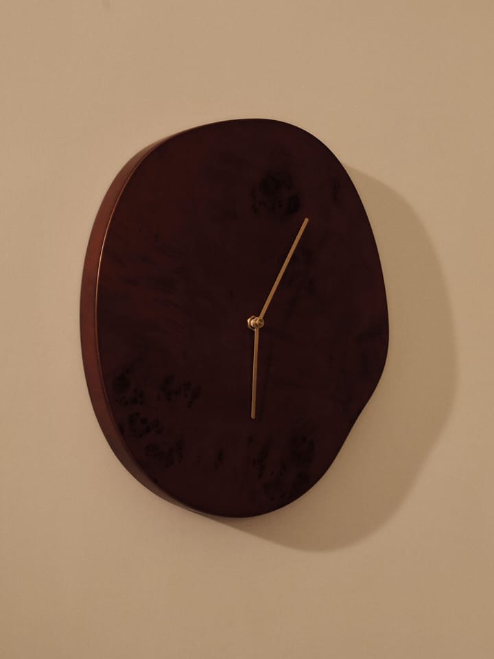 Melt seinäkello 28 x 33 cm, Dark stained burl Ferm Living