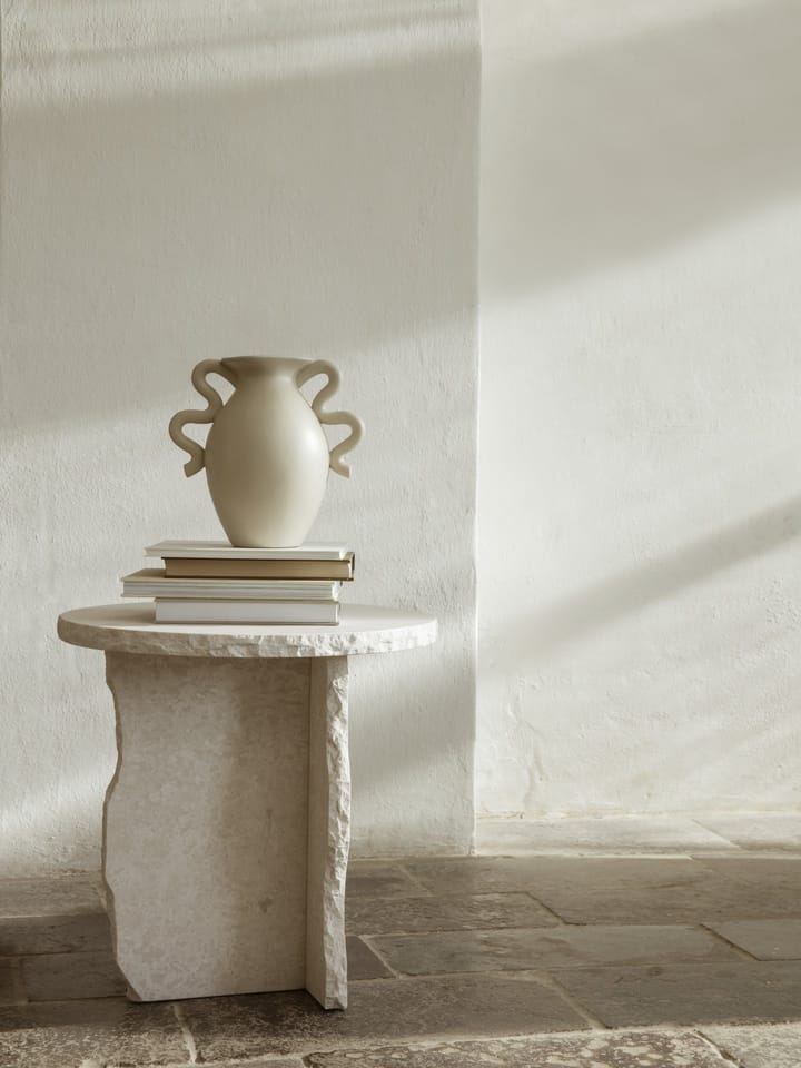 Mineral Sculptural pöytä Ø52 cm, Bianco Curia Ferm Living