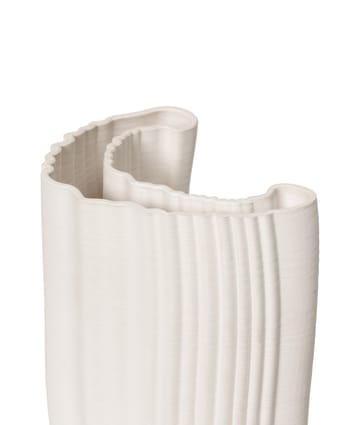 Moire maljakko 19 x 30 cm - Off-white - ferm LIVING