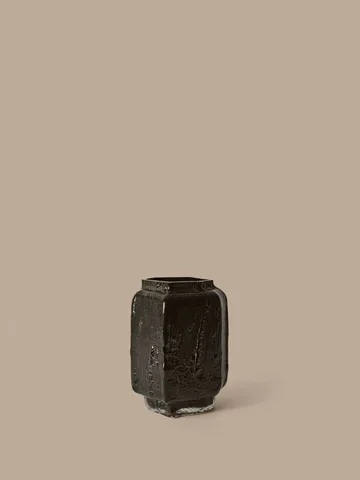 Mokuri maljakko - Black, 25 cm - Ferm Living