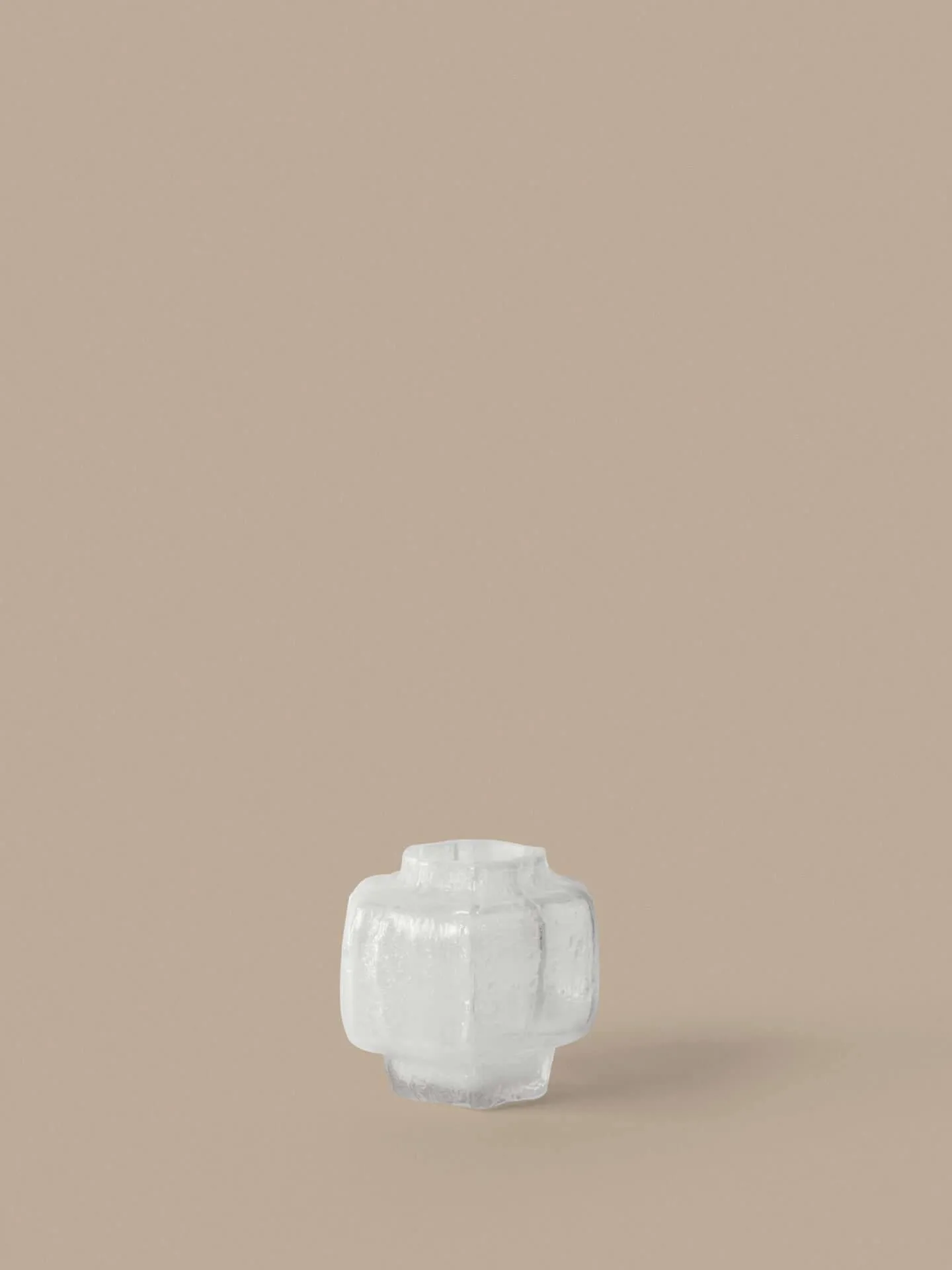Mokuri maljakko, White, 30 cm Ferm Living