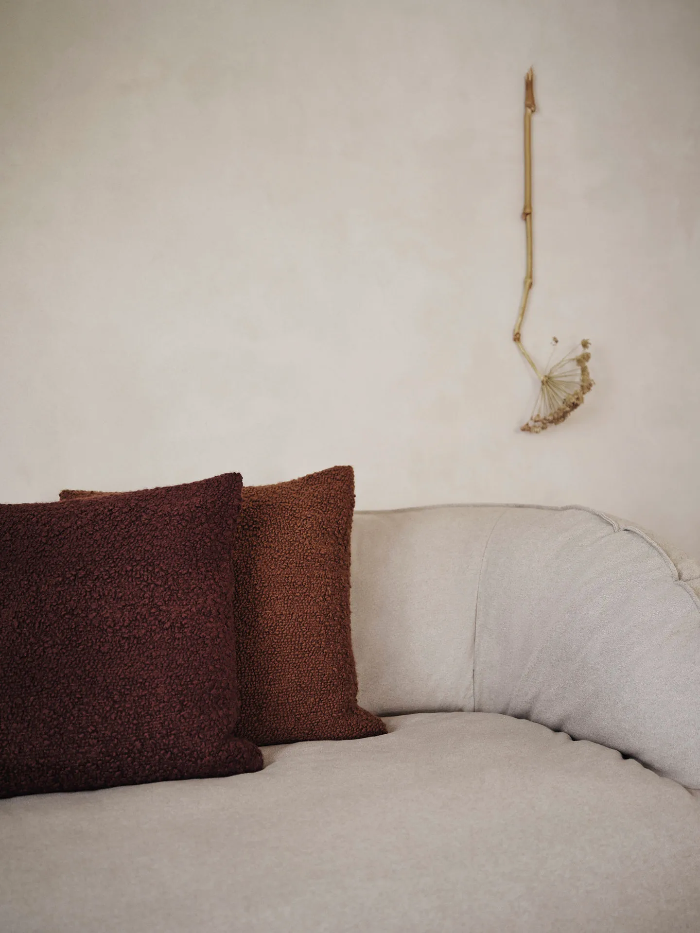 Moor tyyny 50x50 cm, Dark pecan Ferm Living