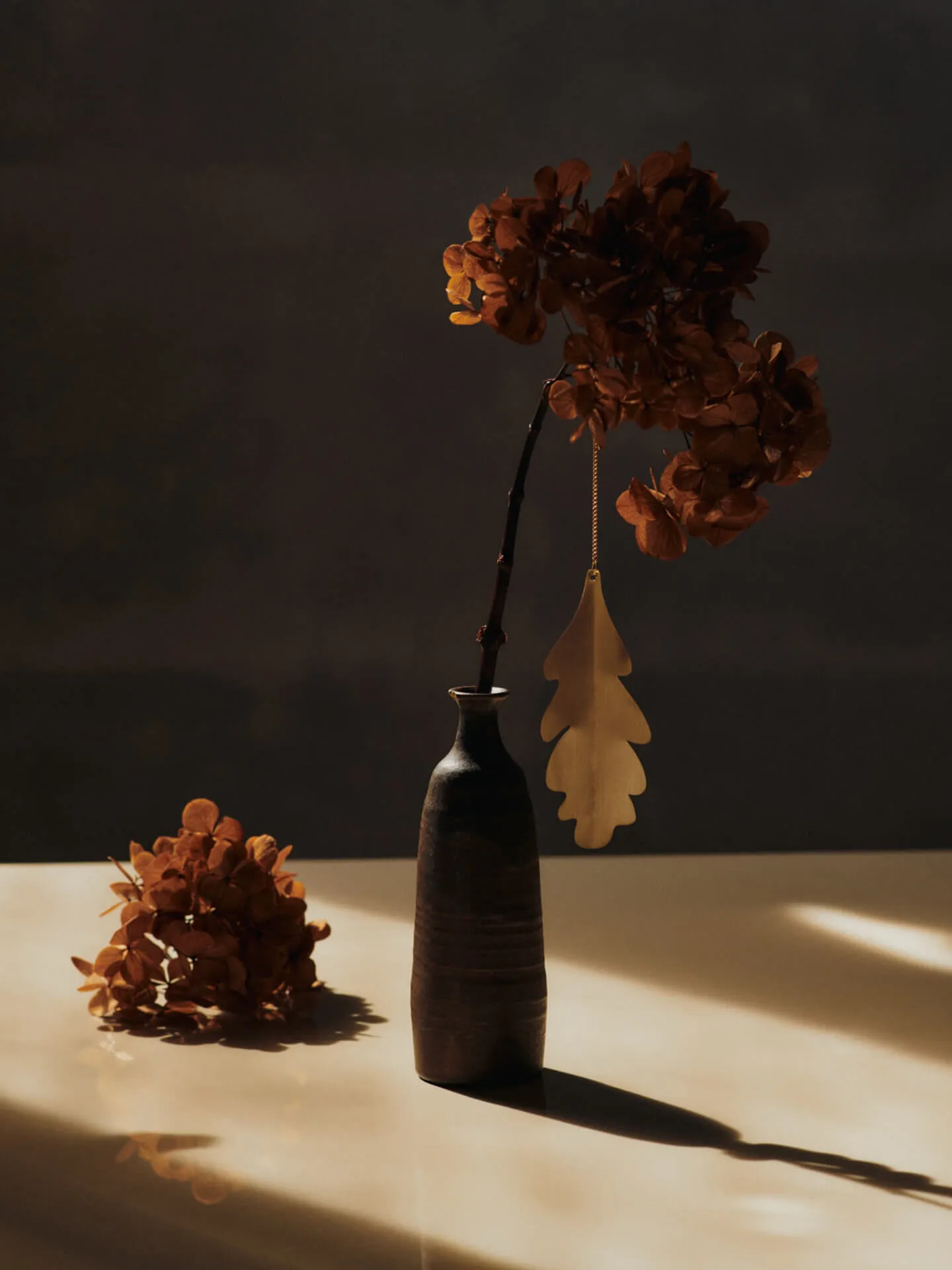 Oak leaf koristusriipus 13,5 cm 4 kpl, Messinki Ferm Living