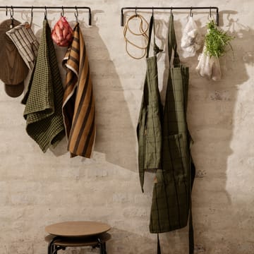 Organic käsipyyhe 50x100 cm - Olive - Ferm Living