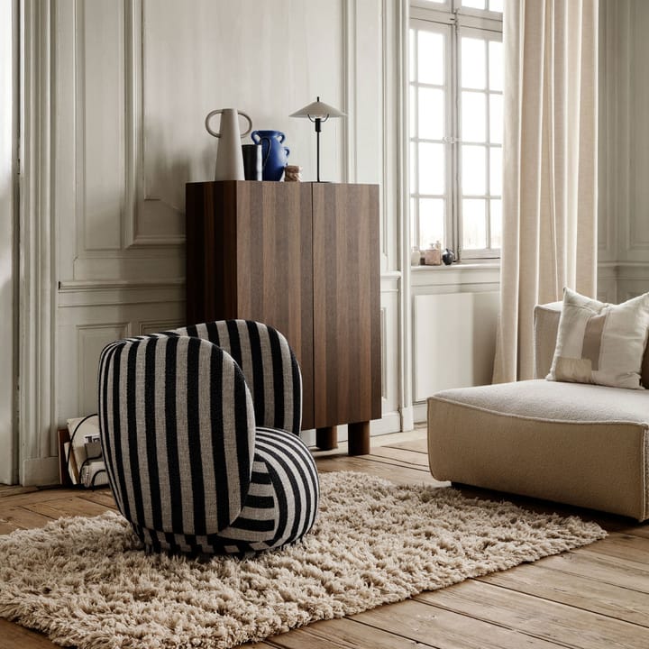 Post kaappi, Oak smoked, ovilla Ferm Living