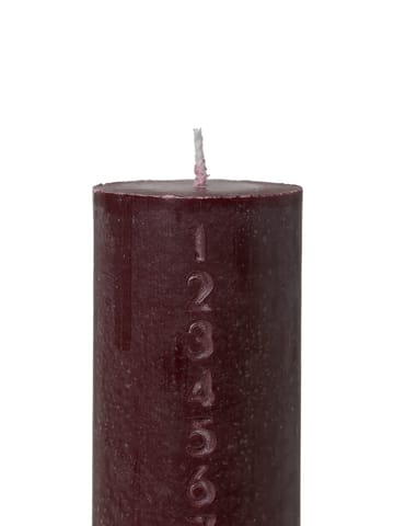 Pure kalenterikynttilä - burgundy - Ferm Living