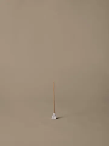 Pyra suitsuteline - Harjattu alumiini - Ferm Living