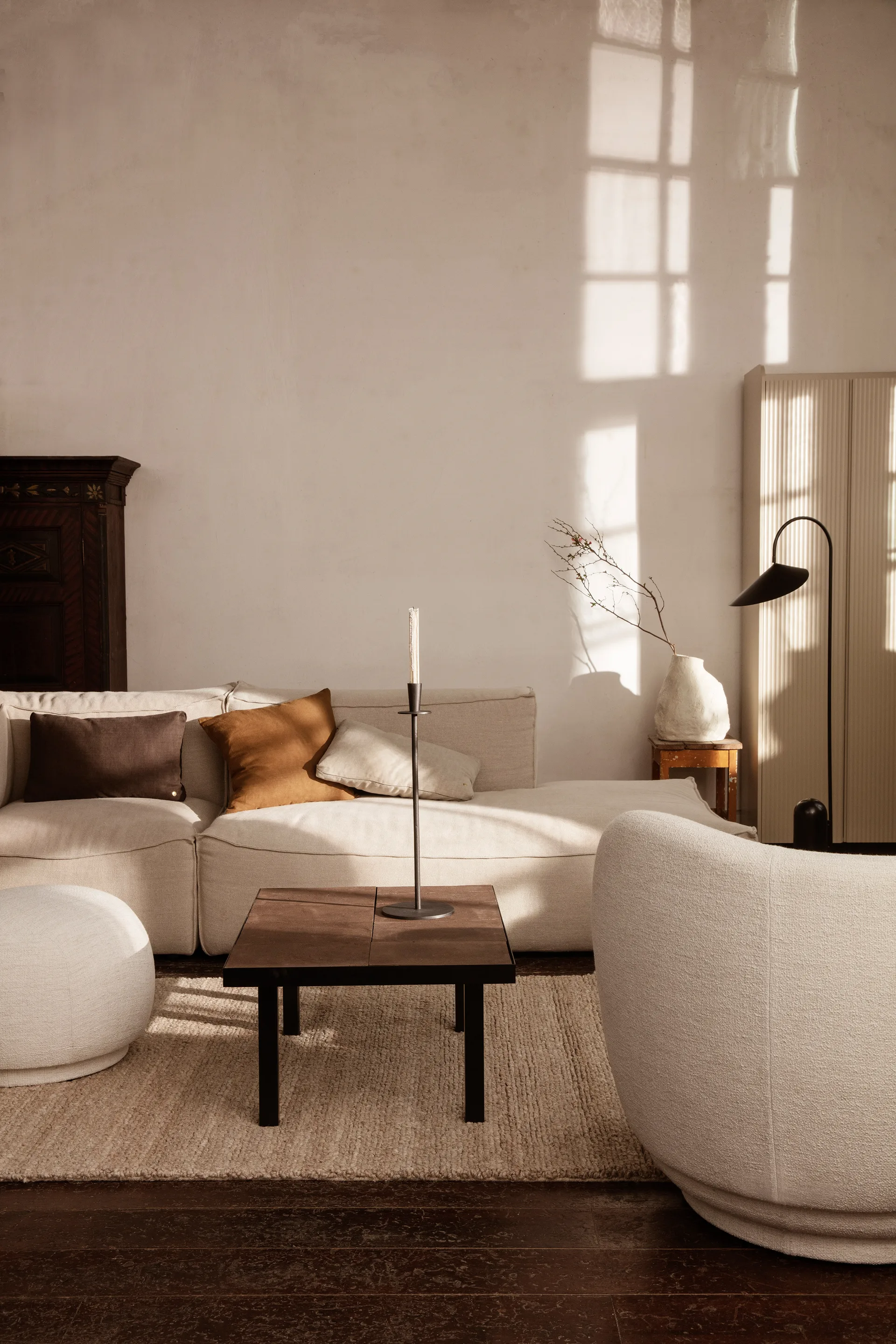 Rico lounge chair bouclé, Wool bouclé offwhite Ferm Living