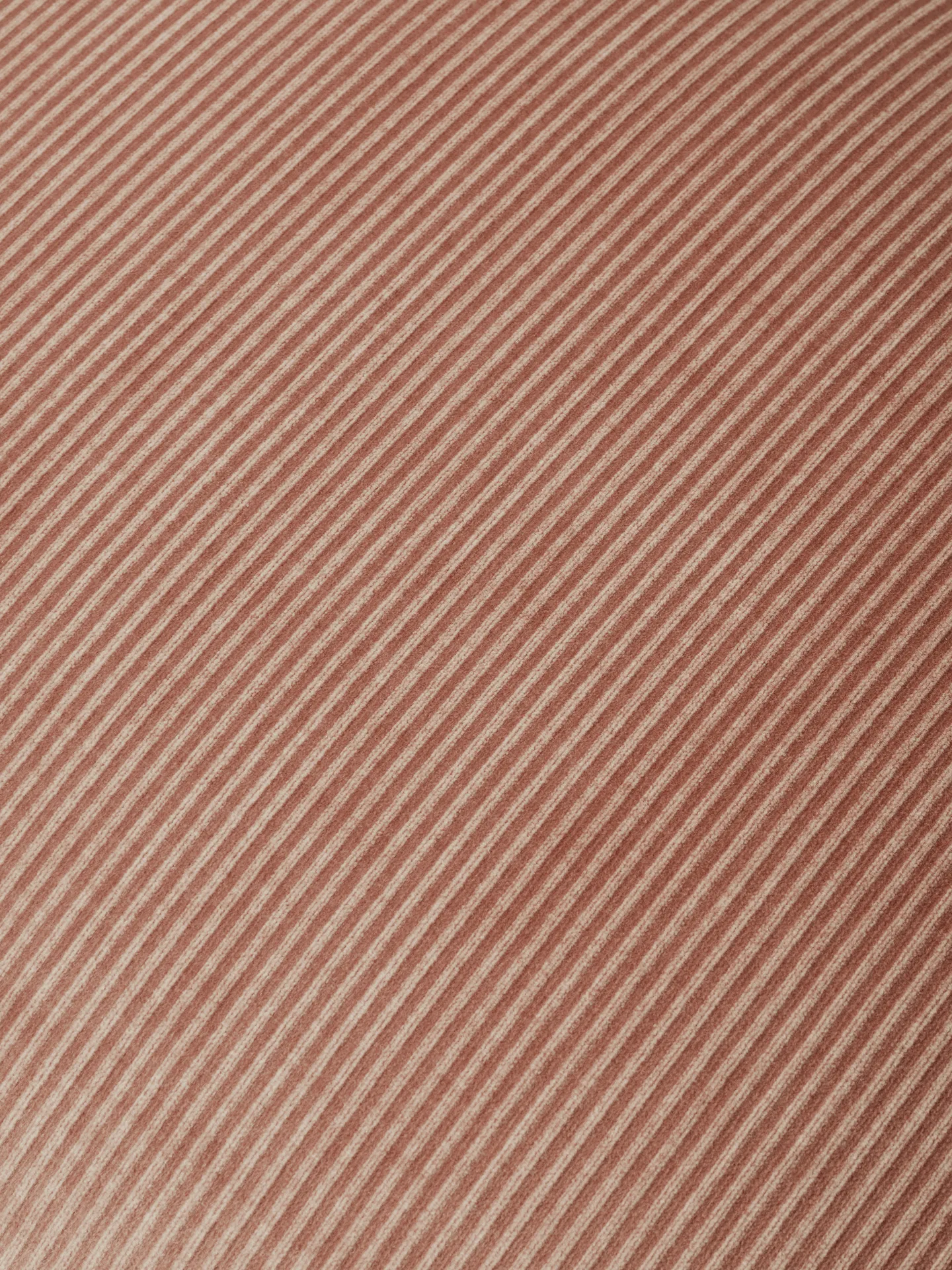 Rico pouf istuintyyny, Devoré Velvet-blush Ferm Living