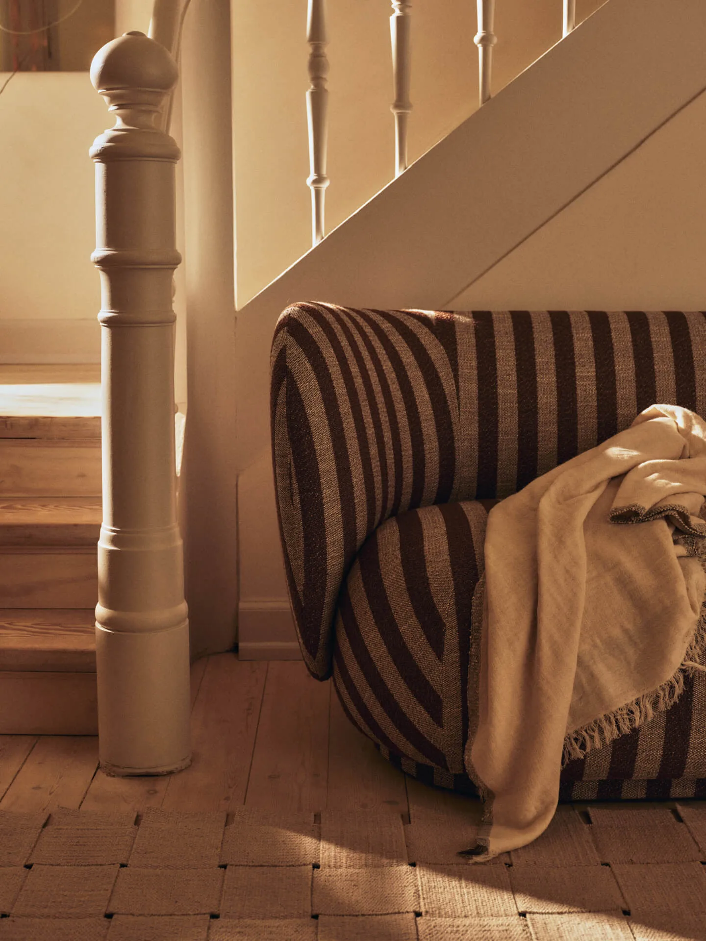 Rico sohva 2-istuttava, Louisiana, Sand-chocolate Ferm Living