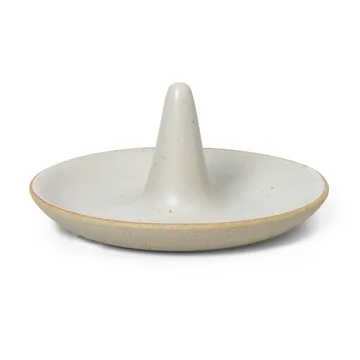 Ring Cone sormuksenpidin - Off-white pilkullinen - Ferm Living