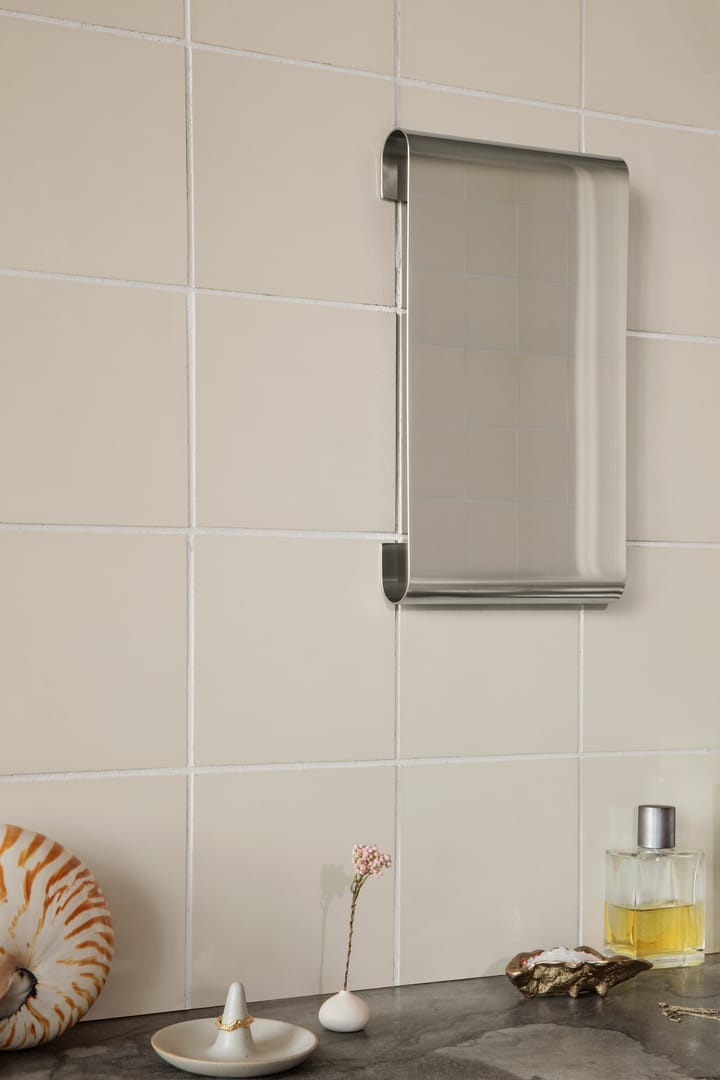 Ring Cone sormuksenpidin, Off-white pilkullinen Ferm Living