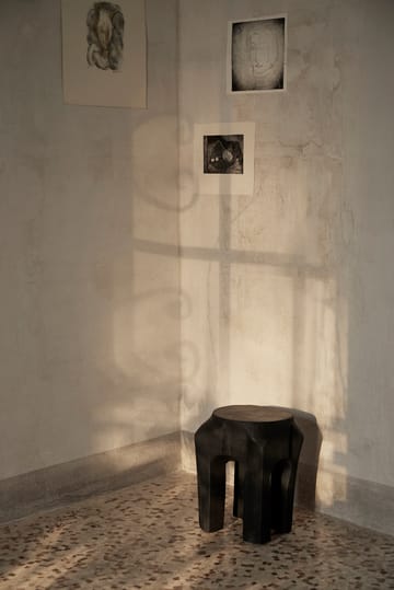 Root jakkara Ø 30 x 40 cm - Black stained - Ferm Living
