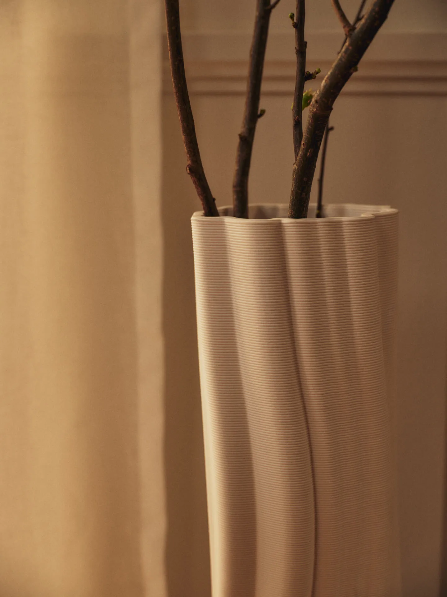 Rylith lattiamaljakko, Off-white, 70 cm Ferm Living