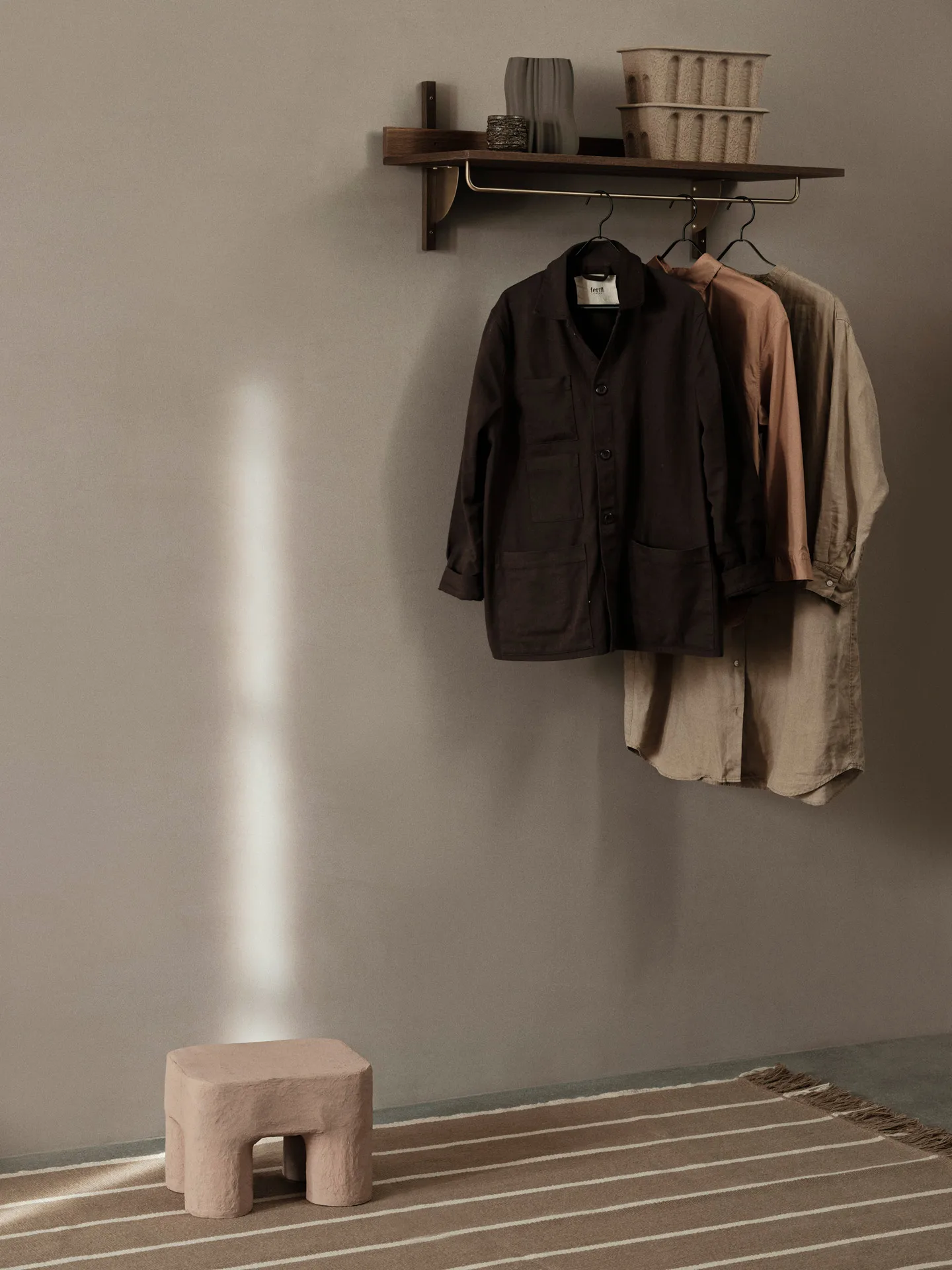 Sector hylly tangolla 37x87 cm, Smoked Oak, brass Ferm Living