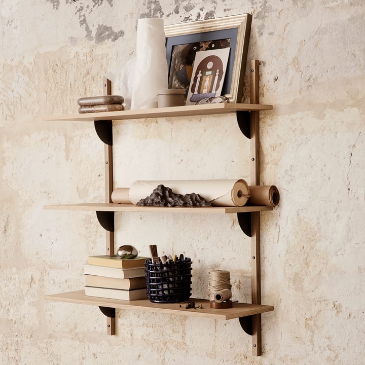 Sector hylly triple wide, Tammi-musta Ferm Living