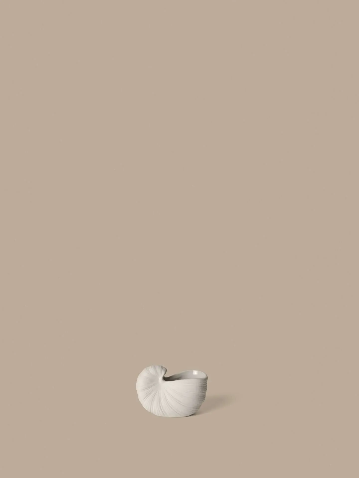 Shell ruukku, Off-white, 11x5,5x7,7 cm Ferm Living