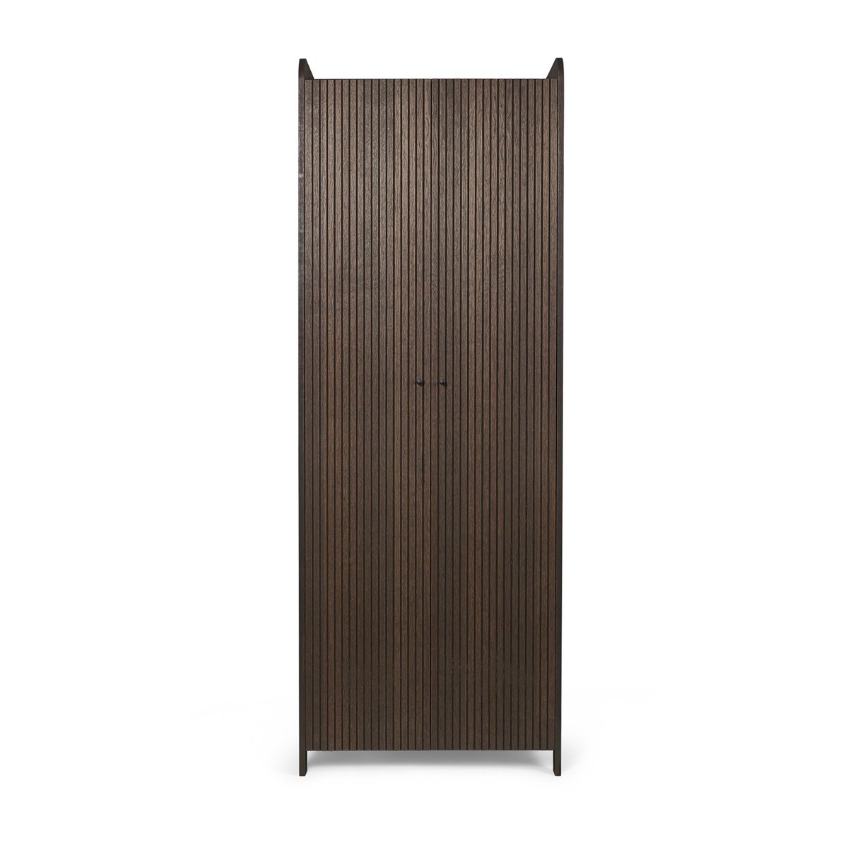 Ferm Living Sill Tall -kaappi Dark stained oak | Skandinaavinen Sisustus | Kaapit & Vitriinit | Ruskea