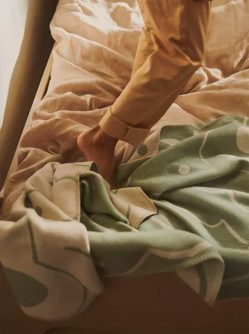 Skye viltti - Tea green-parchment, 80x120 cm - Ferm Living