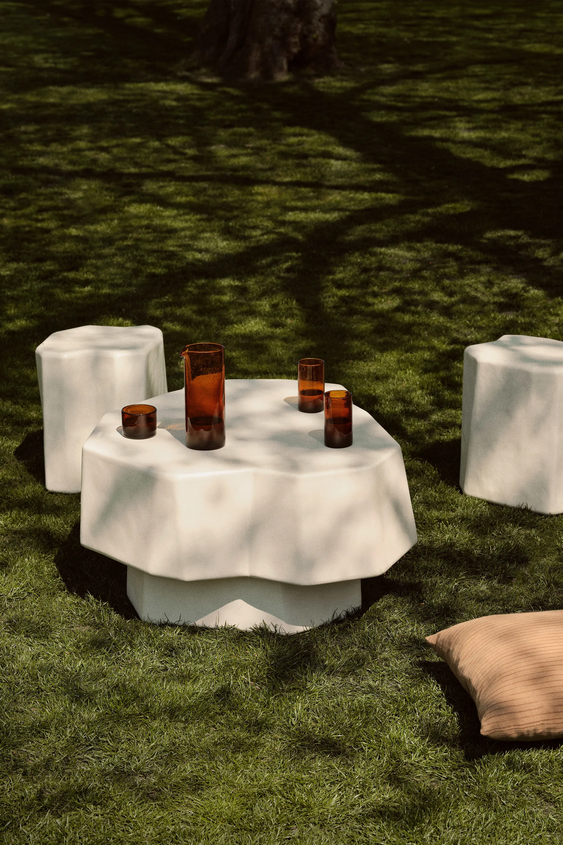 Staffa sohvapöytä 163,5x82,4 cm, Elsä Ferm Living