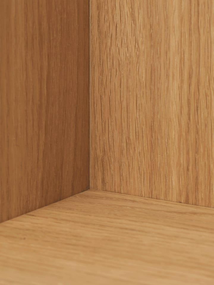 Stagger hylly low, Oiled Oak Ferm Living