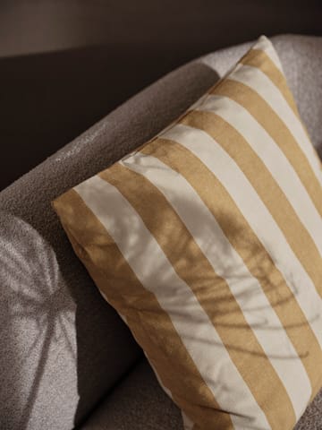 Strand outdoor tyynynpäällinen 50x50 cm - Warm yellow-parchment - Ferm Living