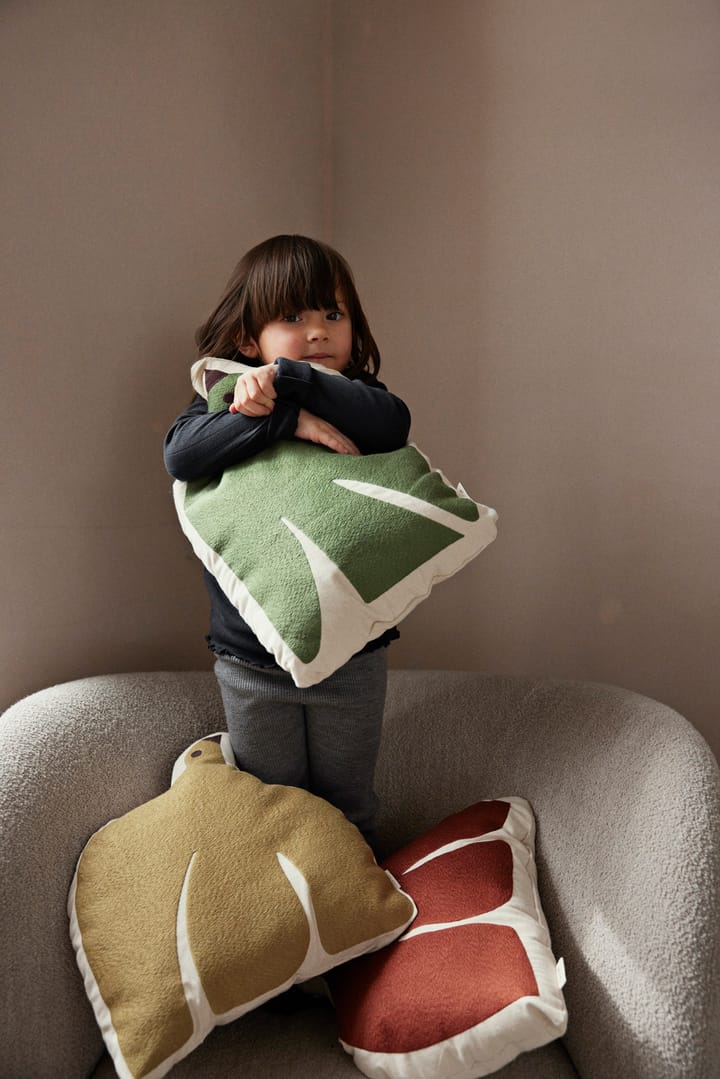 Swif bird tyyny 32,5x48 cm, Avocado Green Ferm Living